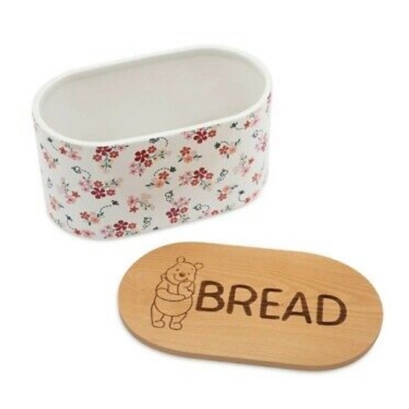 Winnie The Pooh Breadbox Disney, part of the Bee Happy set 🐝 - Picture 2 of 3
